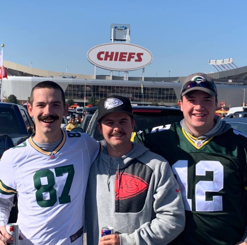 Meet your Posher, Cory